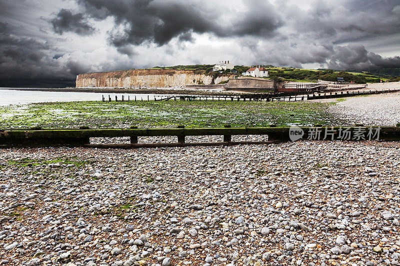 英国东苏塞克斯的Cuckmere Haven的海边